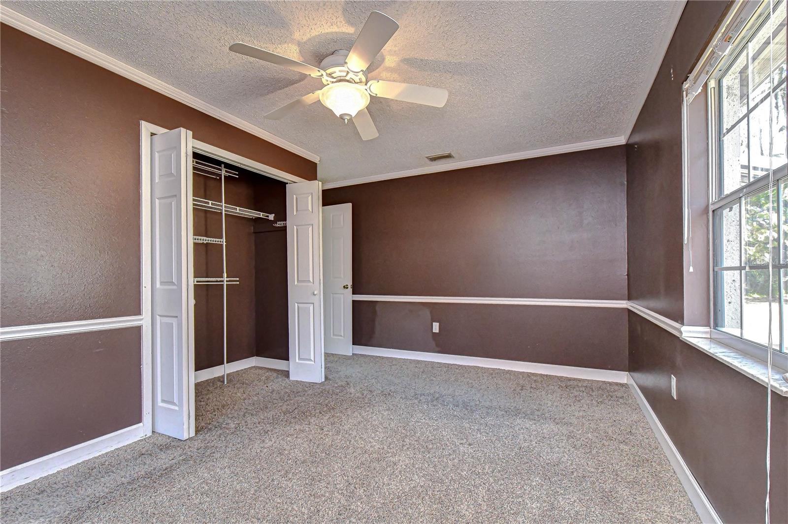 OAKVIEW ESTATES - Residential