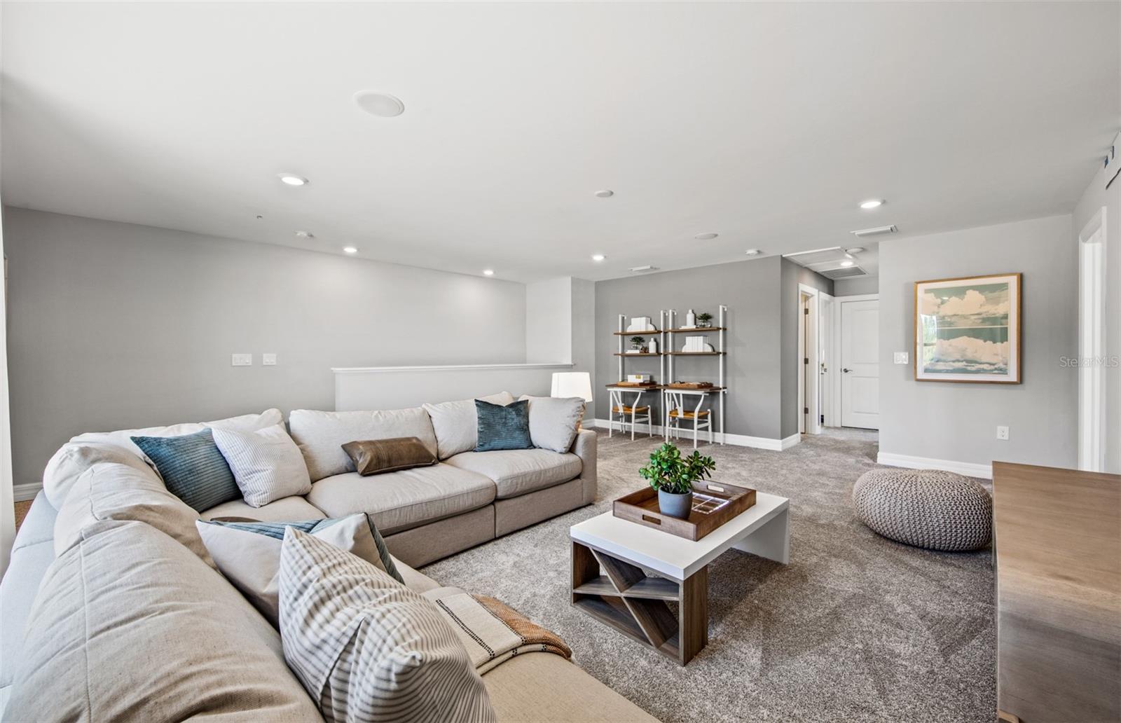 3550 - SUMMER COURT ESTATES - Residential