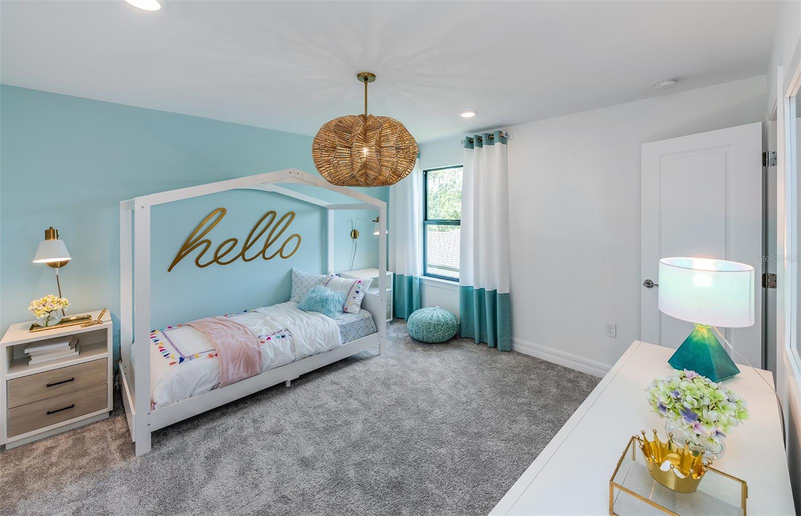 3550 - SUMMER COURT ESTATES - Residential