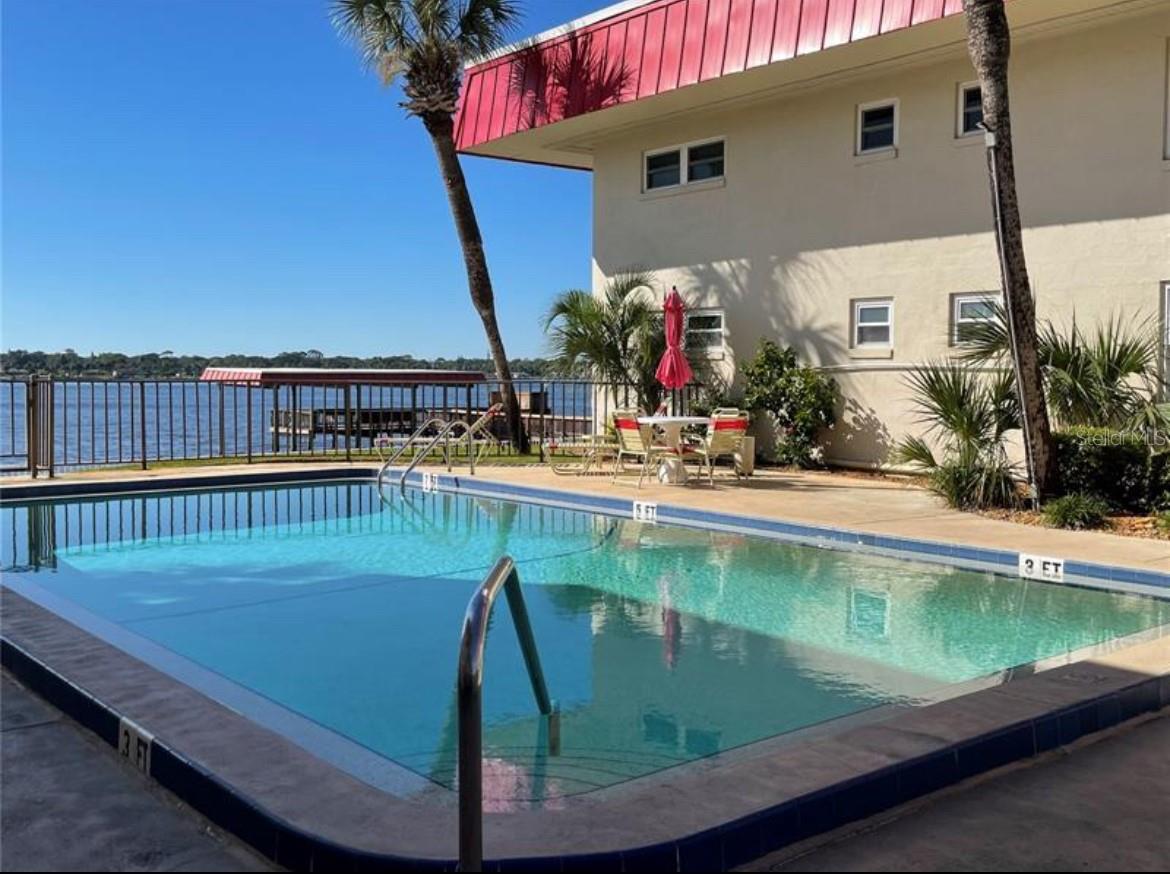 RIVERSIDE CONDO - Residential