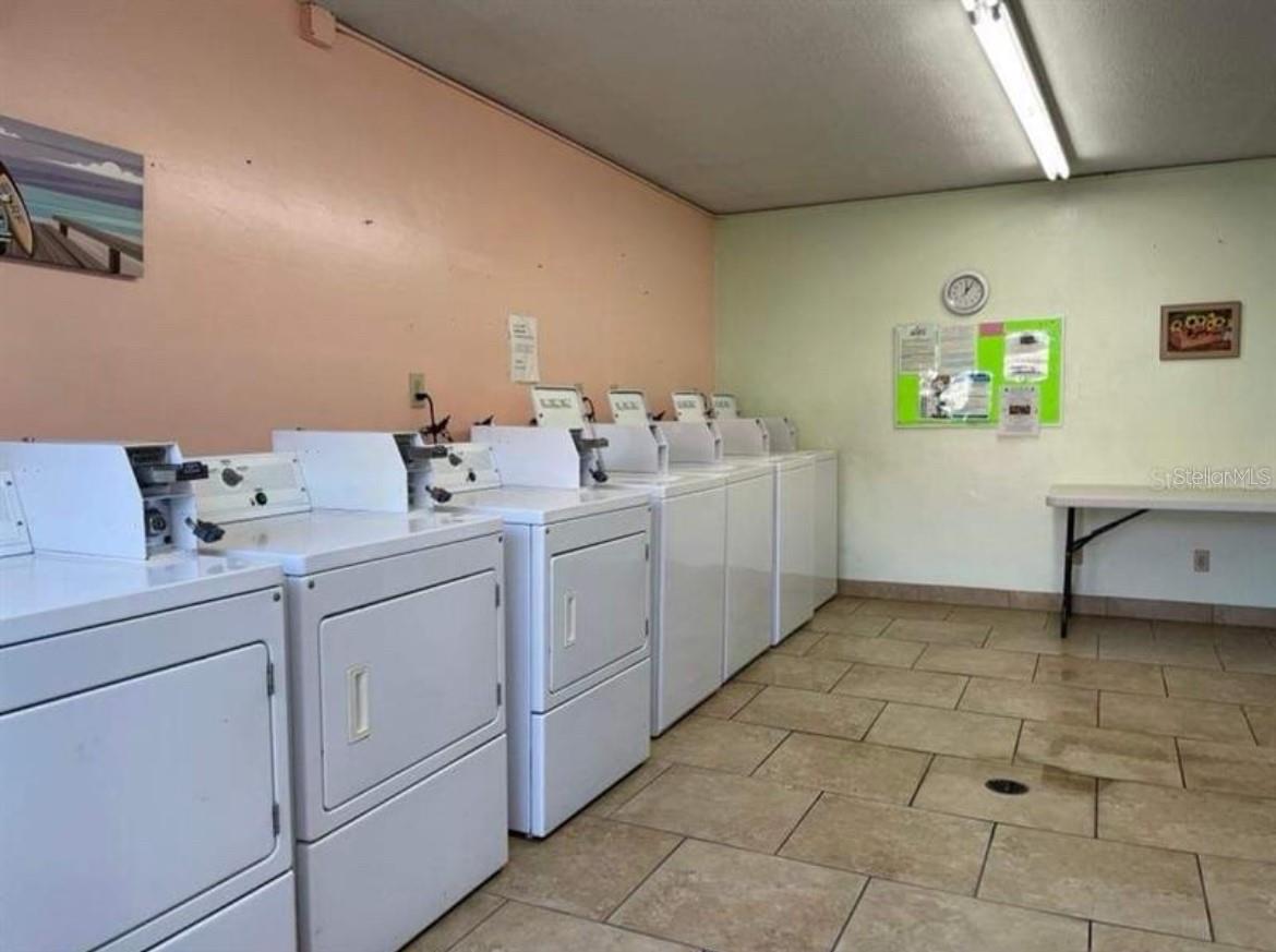 RIVERSIDE CONDO - Residential