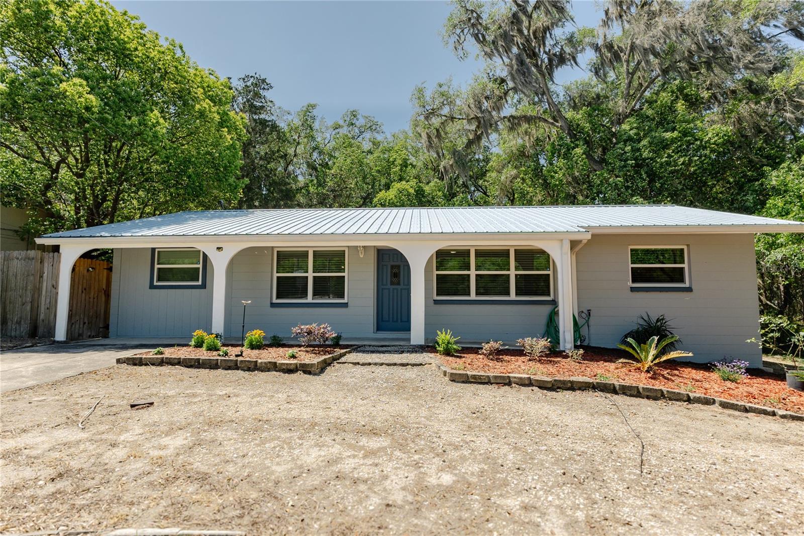 RAINBOW LAKES ESTATE - Residential