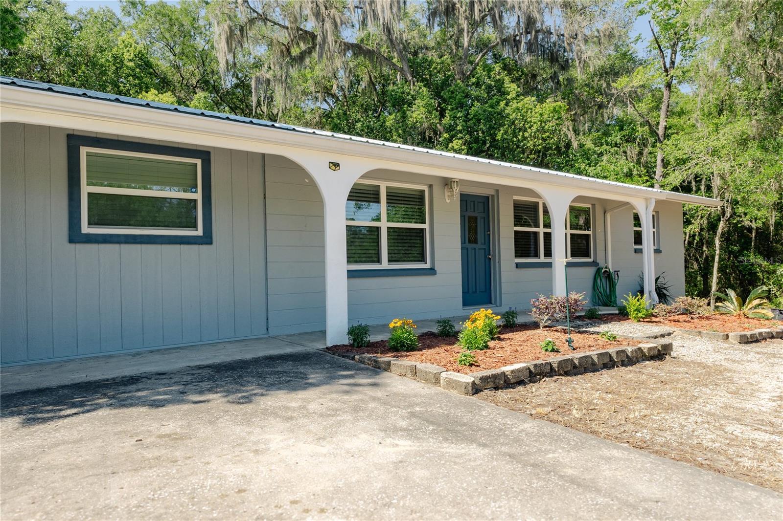 RAINBOW LAKES ESTATE - Residential
