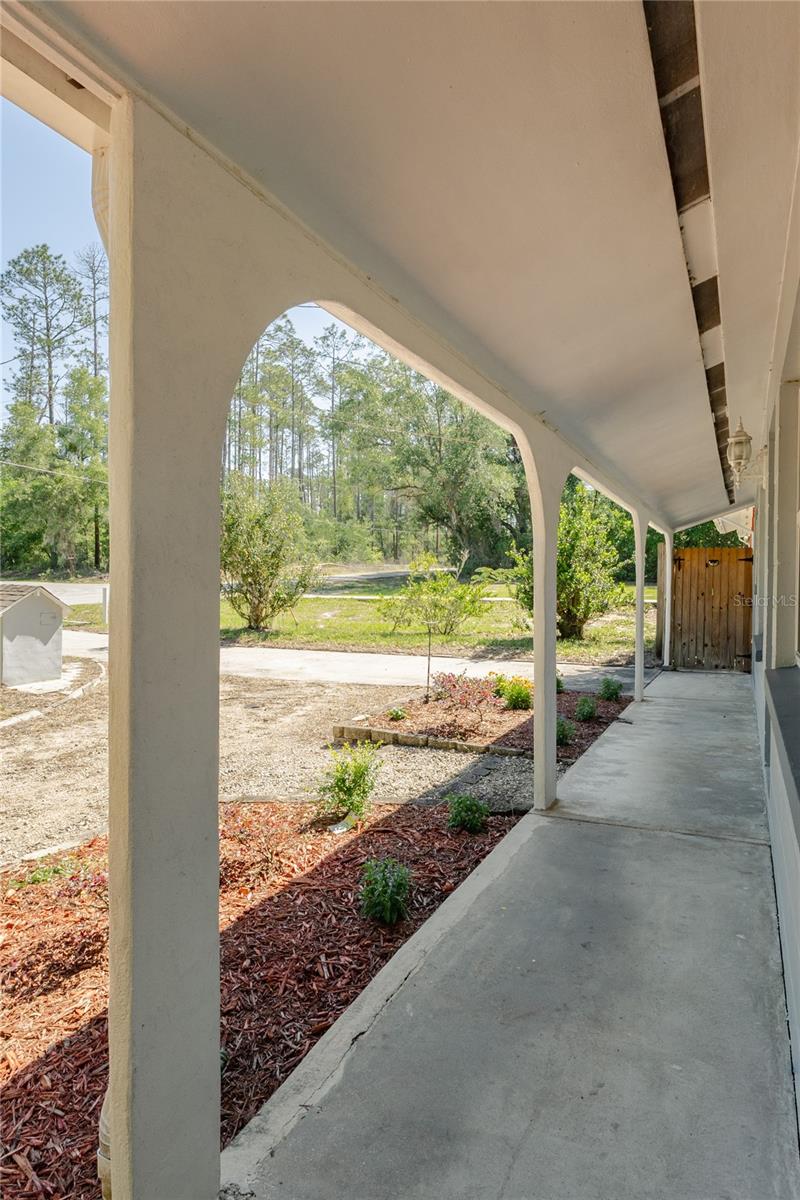 RAINBOW LAKES ESTATE - Residential