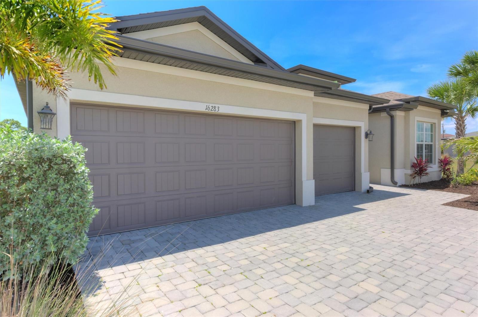 PUNTA GORDA ISLES SEC 16 - Residential