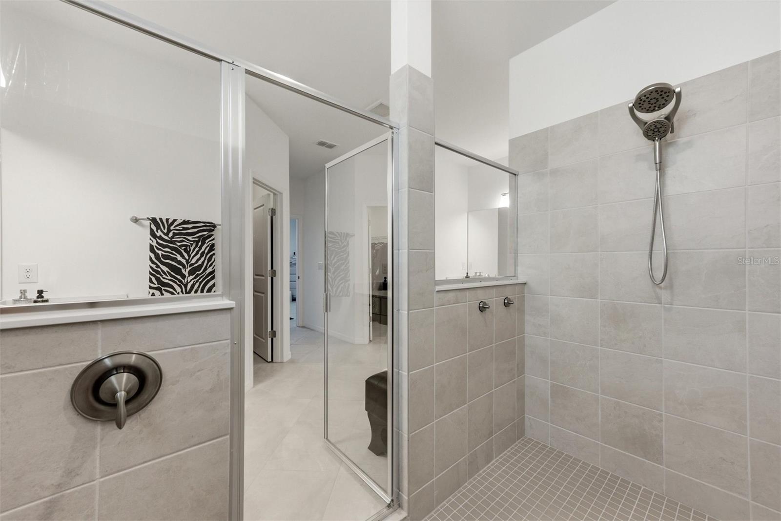 PUNTA GORDA ISLES SEC 16 - Residential