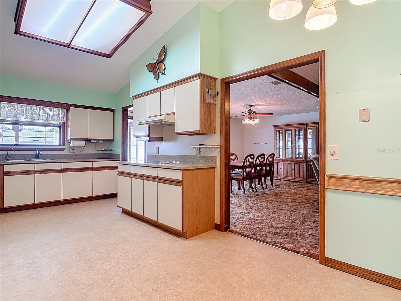 DELTONA LAKES - Residential