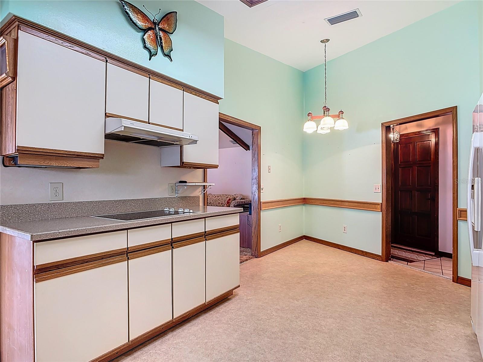 DELTONA LAKES - Residential