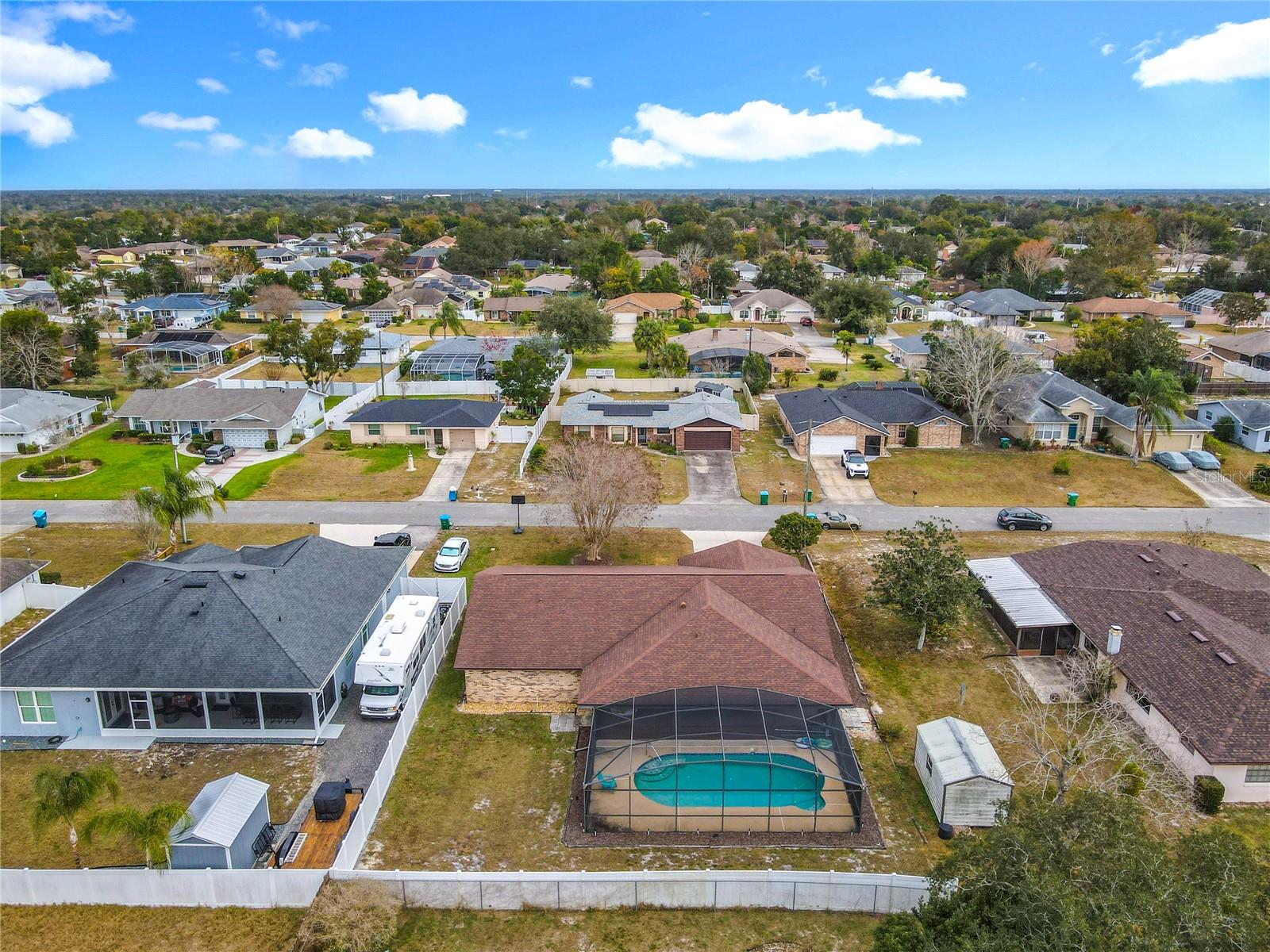 DELTONA LAKES - Residential