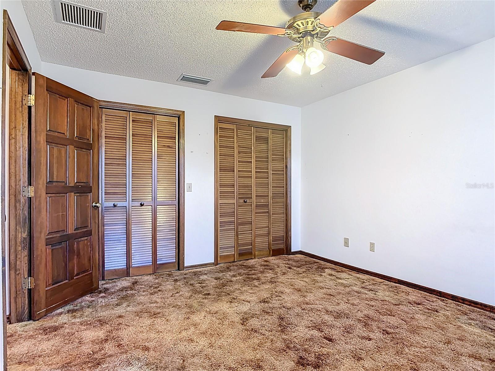 DELTONA LAKES - Residential