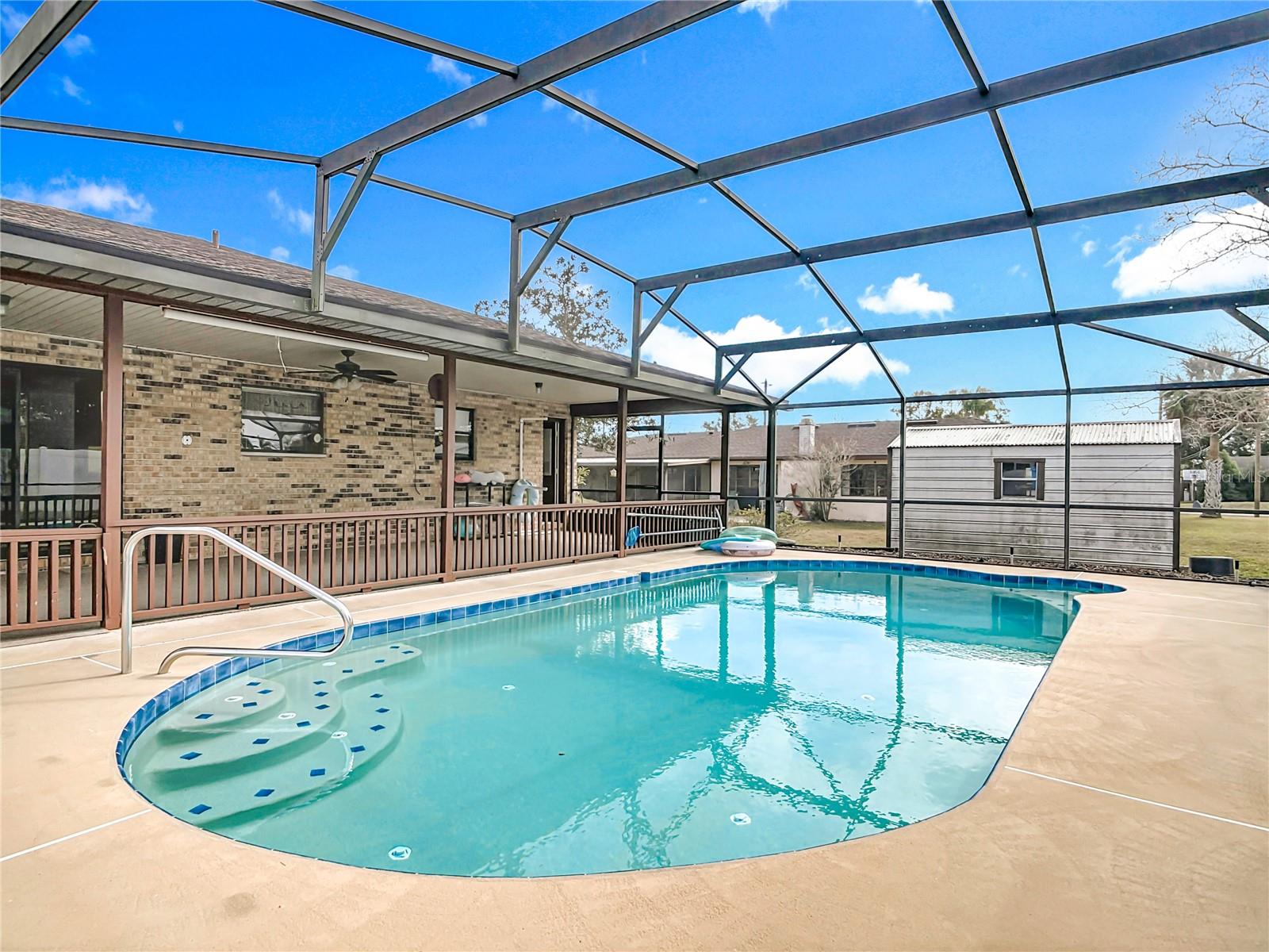 DELTONA LAKES - Residential