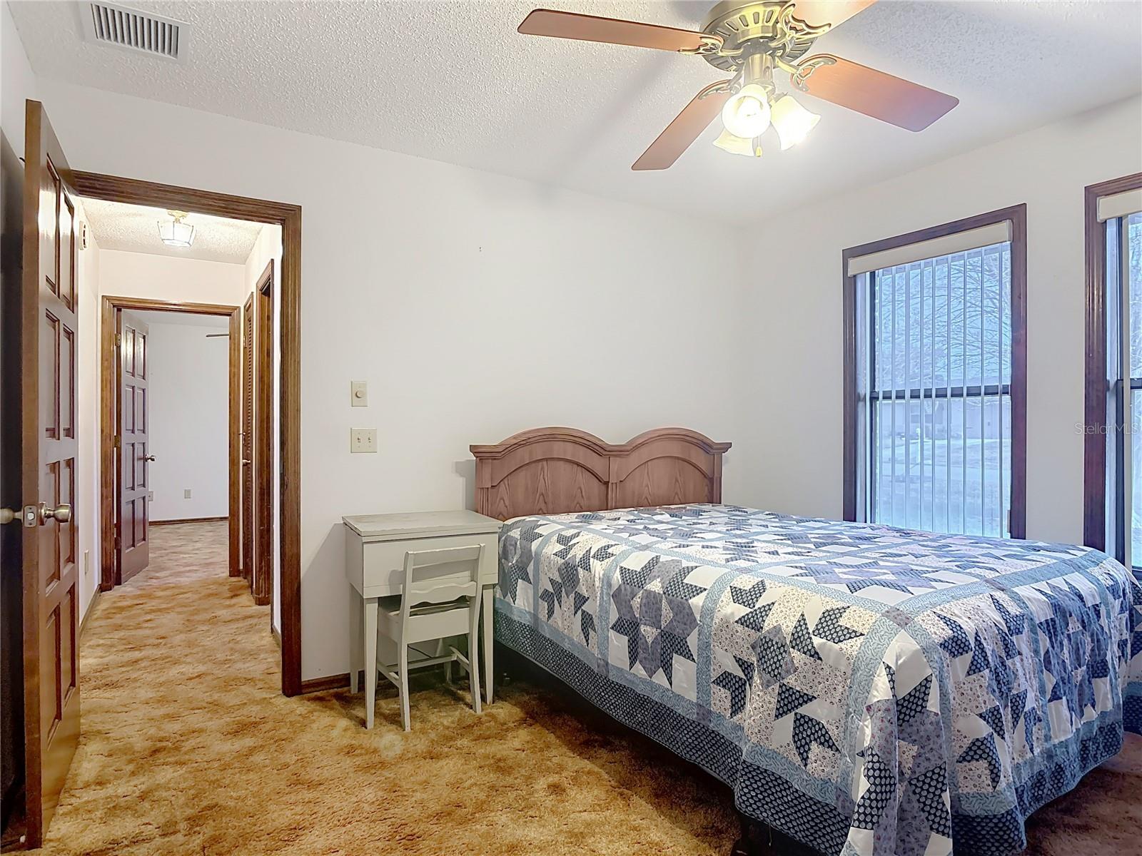 DELTONA LAKES - Residential