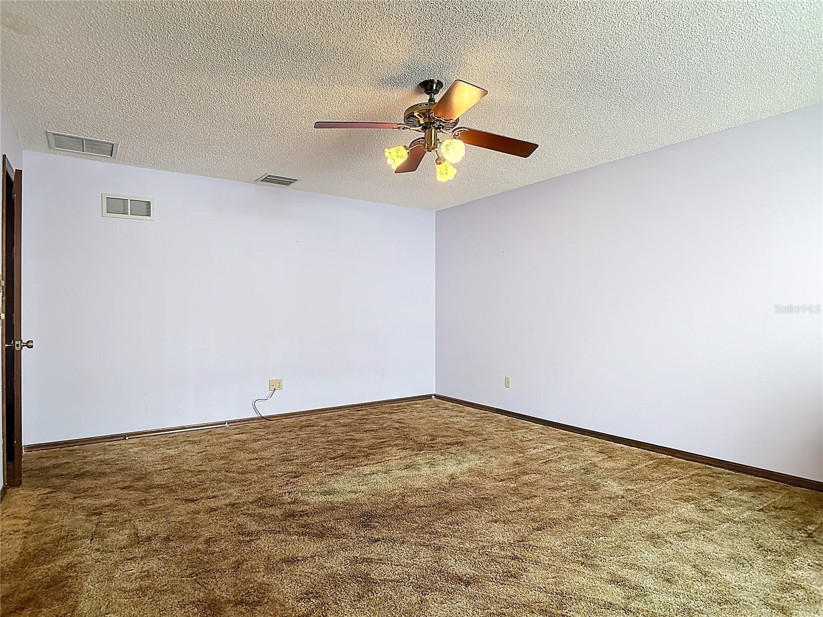 DELTONA LAKES - Residential