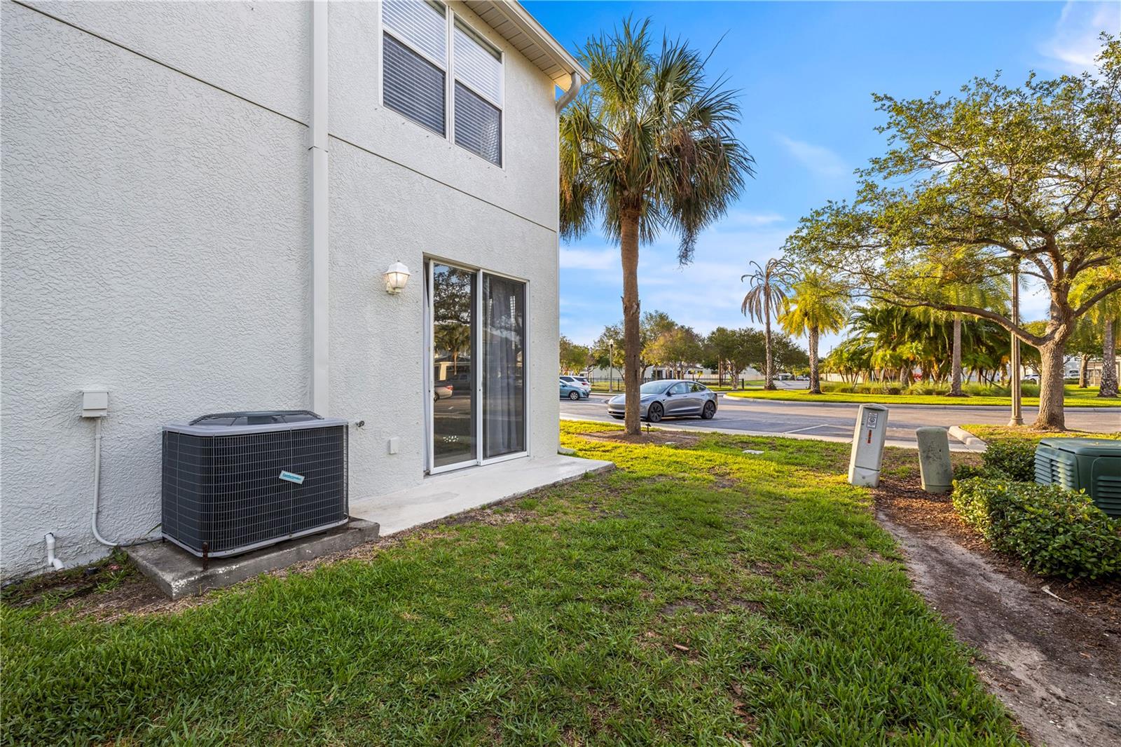 SAWGRASS VILLAGE - Residential