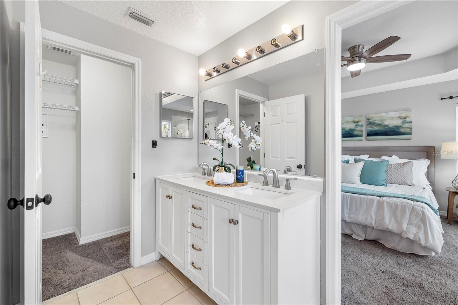 SAWGRASS VILLAGE - Residential