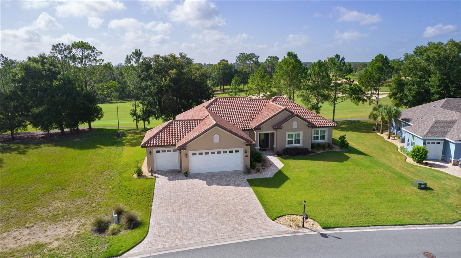 JULIETTE FALLS - Residential