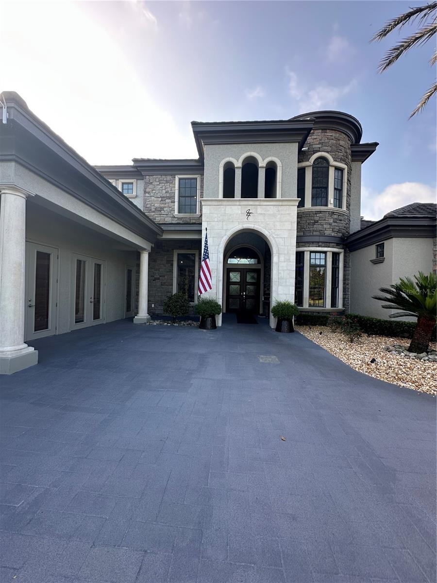 JULIETTE FALLS - Residential