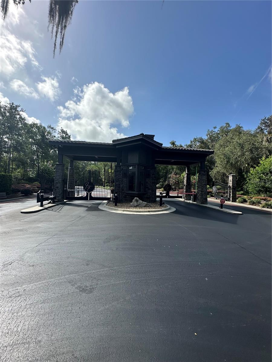 JULIETTE FALLS - Residential