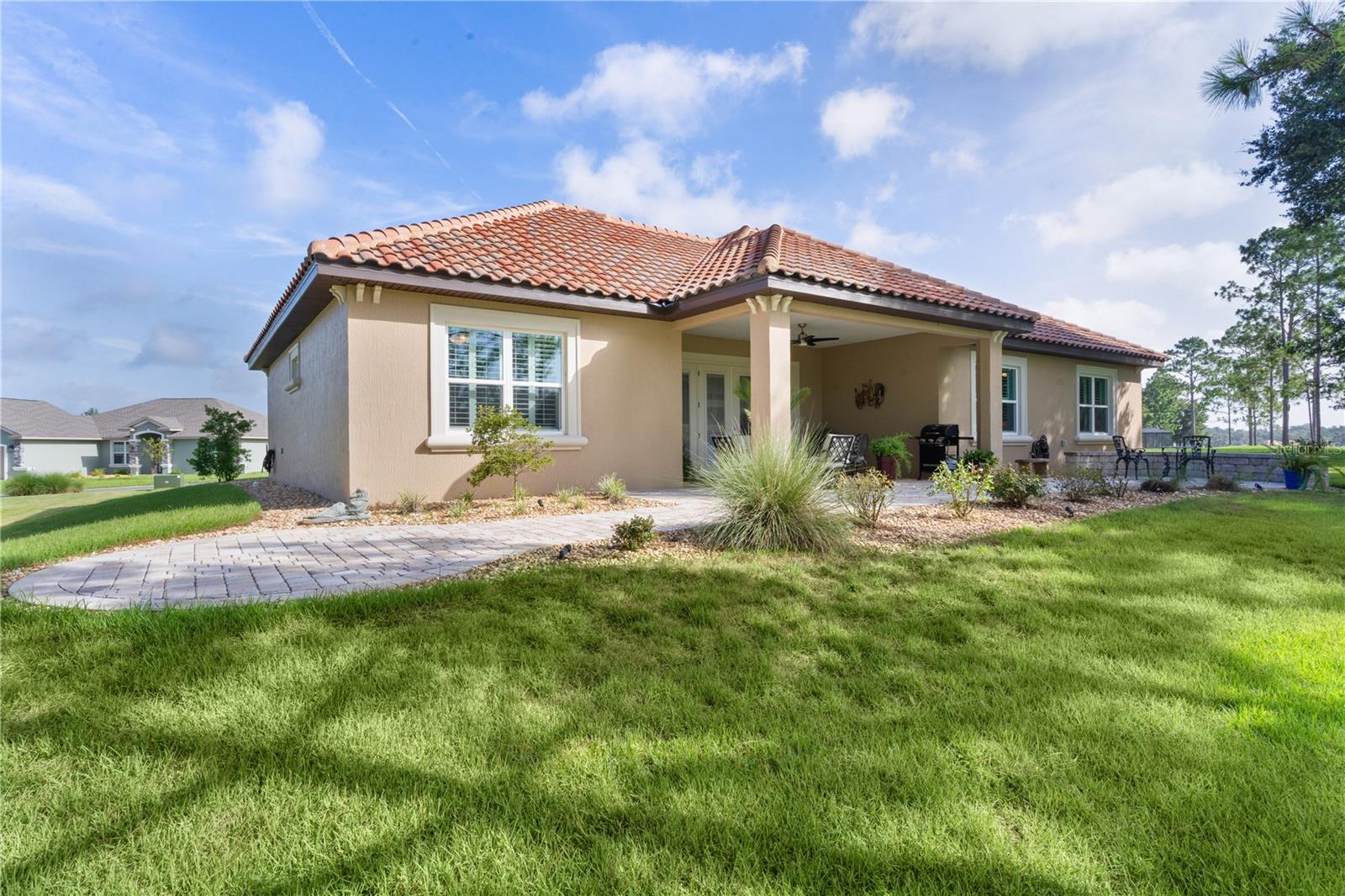 JULIETTE FALLS - Residential