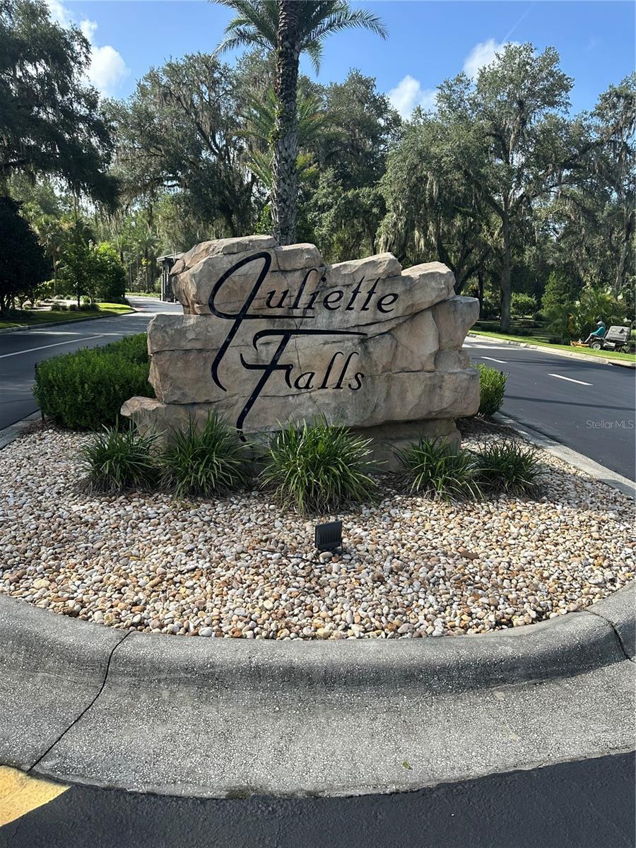 JULIETTE FALLS - Residential