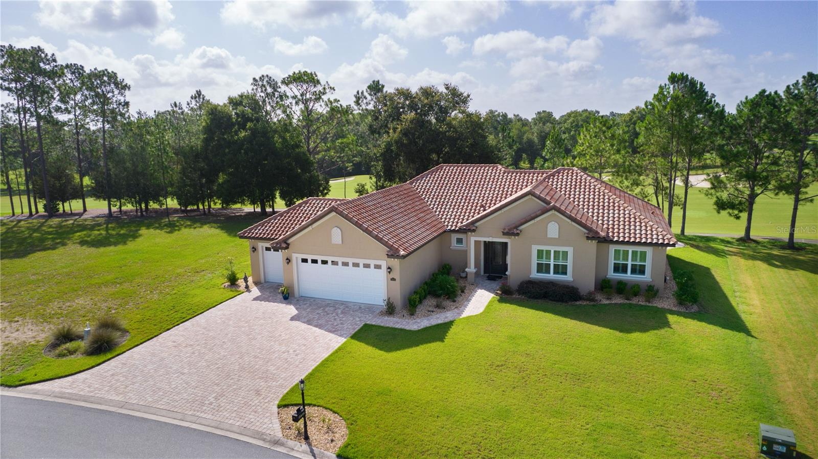 JULIETTE FALLS - Residential