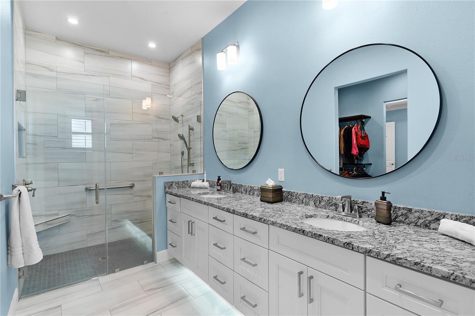 JULIETTE FALLS - Residential