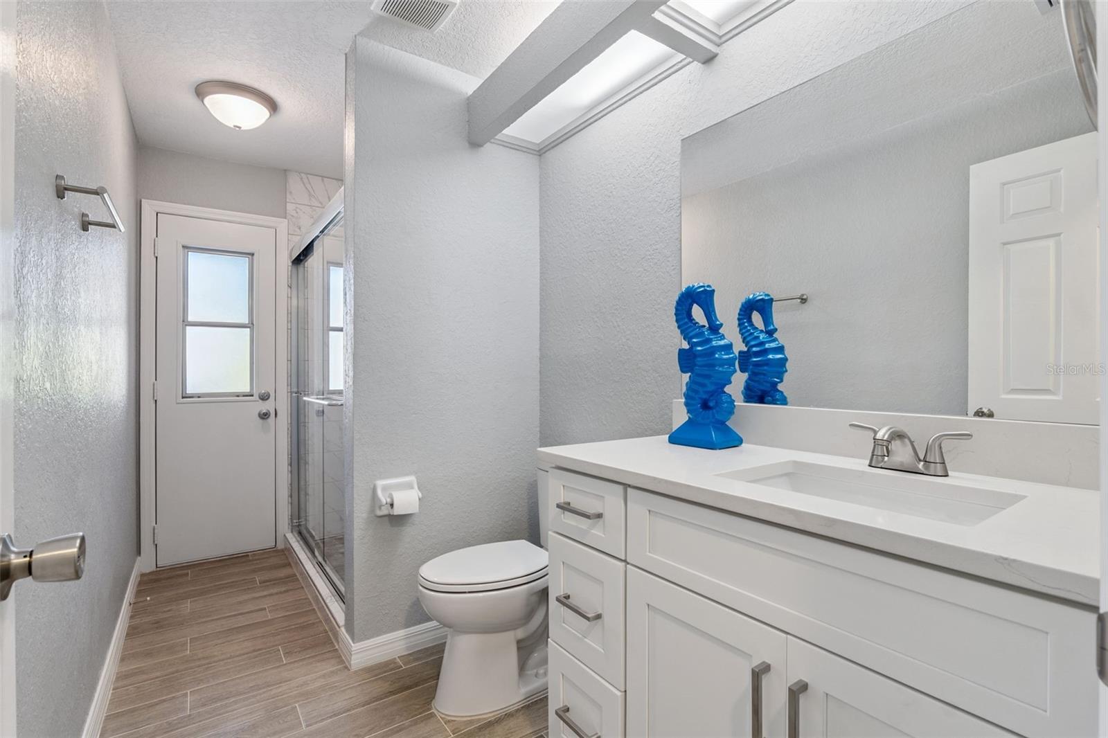 TAVARES VISTA DEL LARGO CONDO PH 03 - Residential