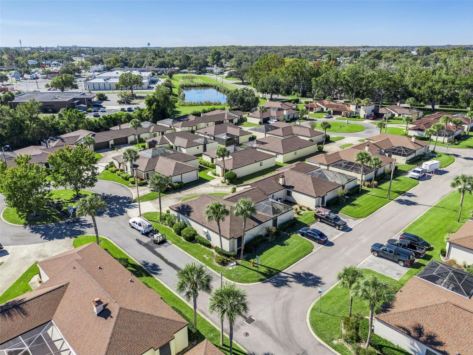 TAVARES VISTA DEL LARGO CONDO PH 03 - Residential