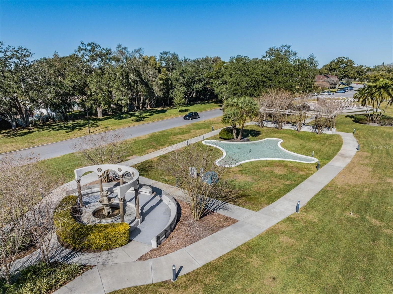 ON TOP OF THE WORLD - Residential