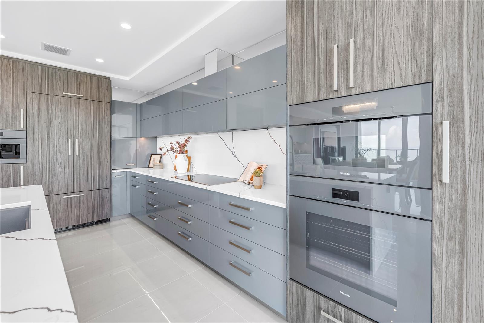 SALTAIRE CONDO - Residential