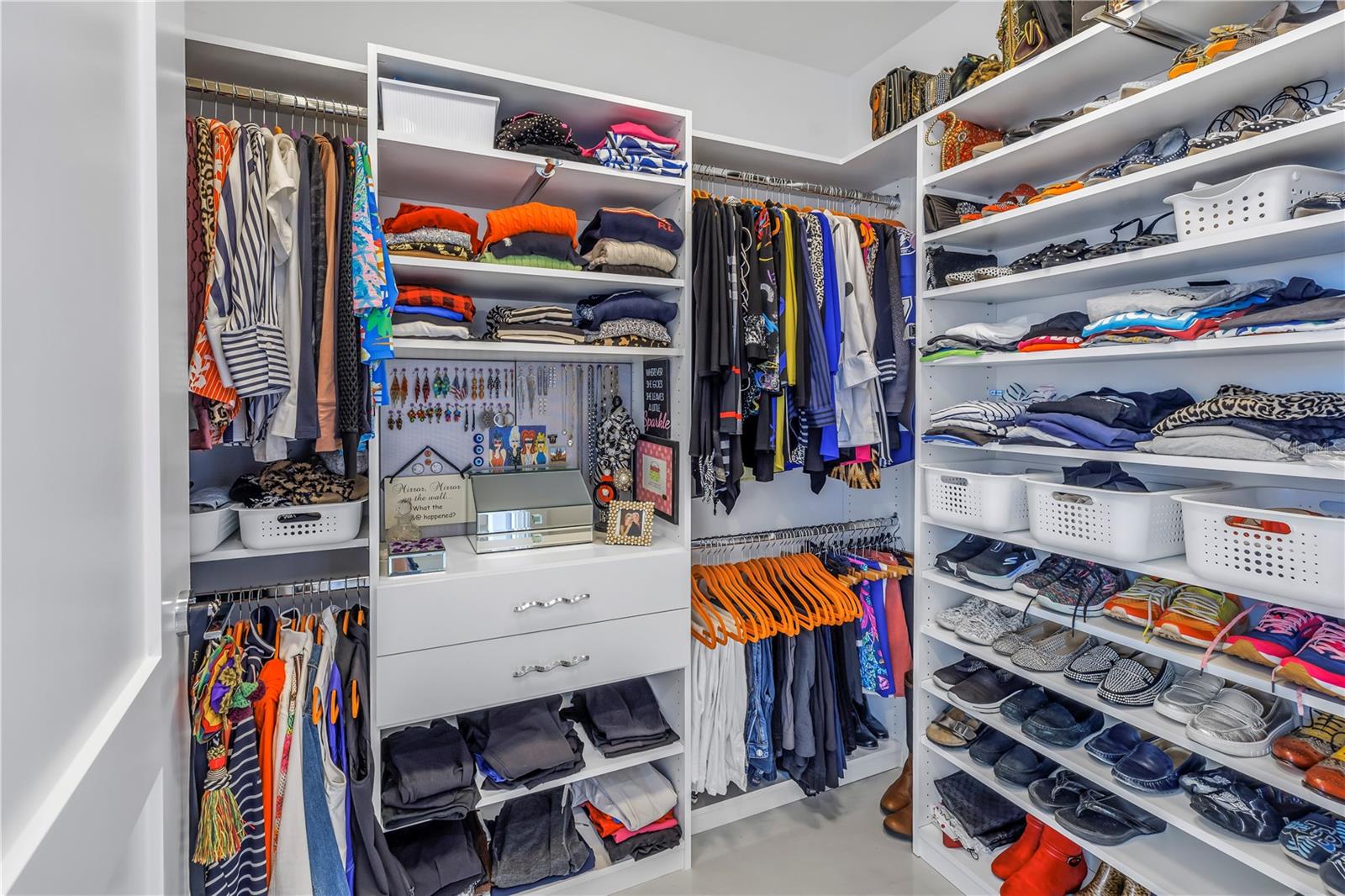 SALTAIRE CONDO - Residential