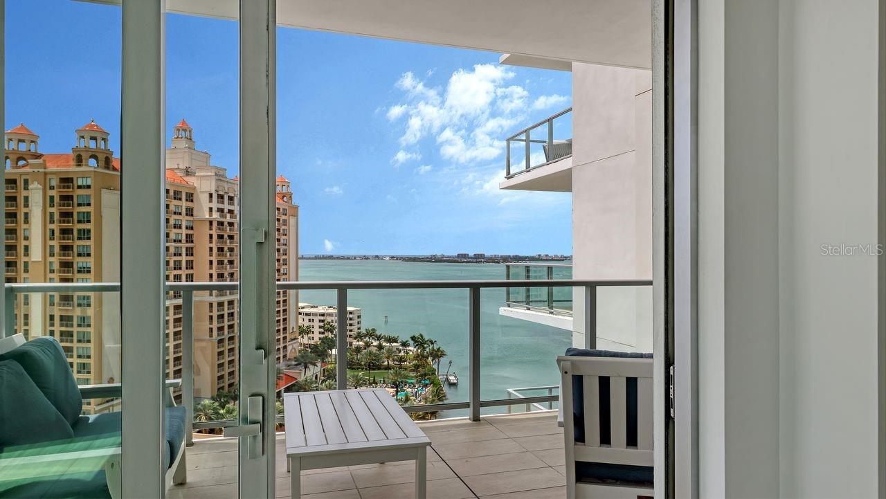 BAYSO SARASOTA - Residential