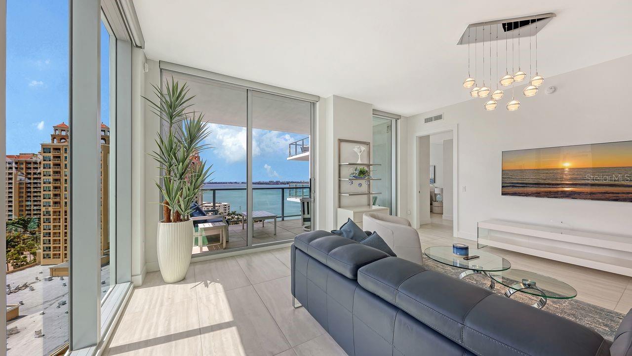 BAYSO SARASOTA - Residential