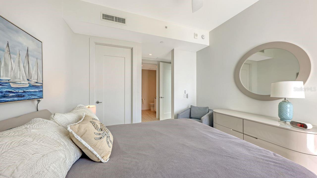 BAYSO SARASOTA - Residential