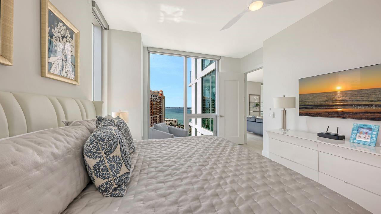 BAYSO SARASOTA - Residential