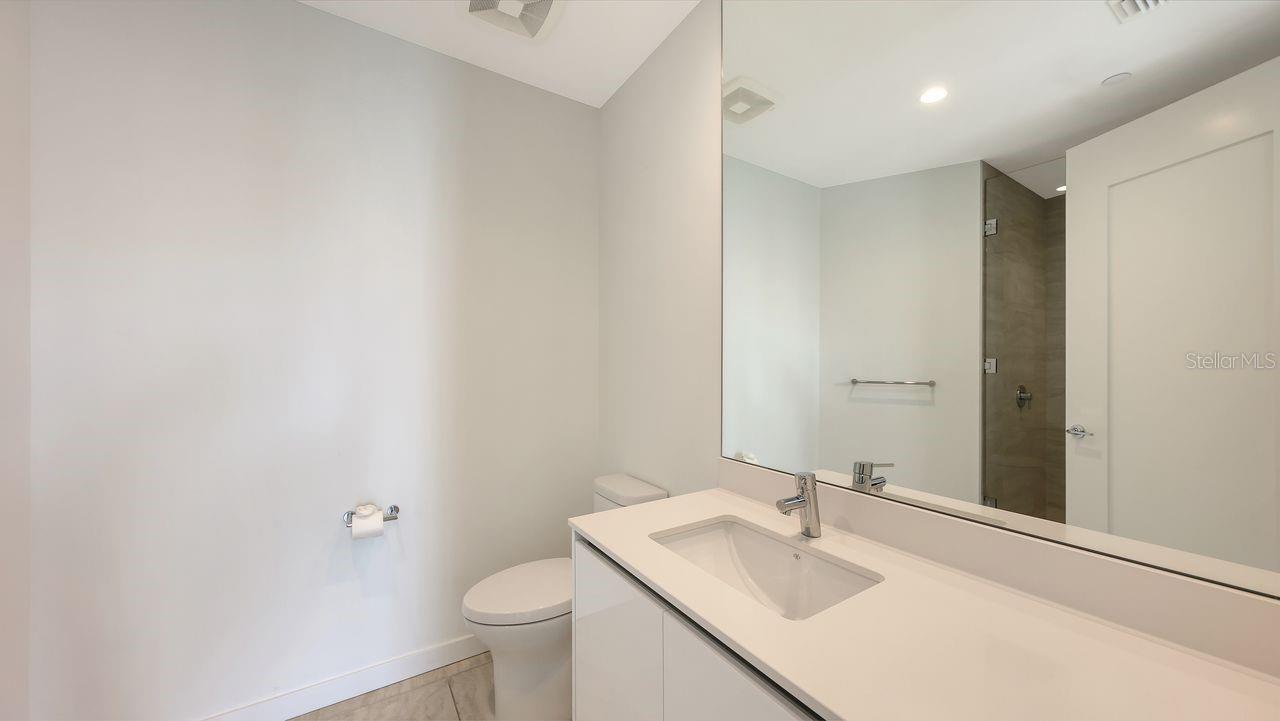 BAYSO SARASOTA - Residential