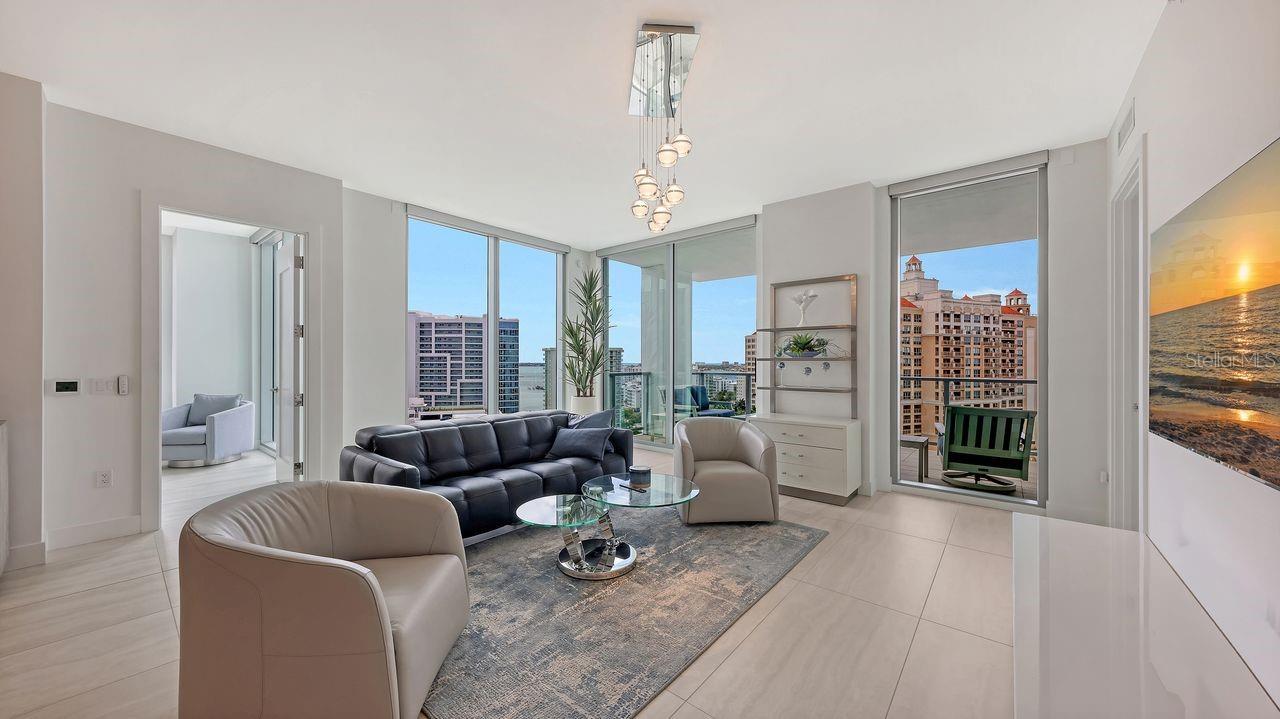 BAYSO SARASOTA - Residential