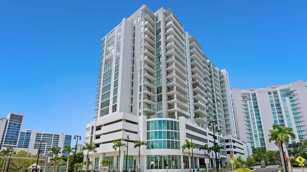 Photo of 301 Quay Commons #1210, Sarasota, FL 34236 (MLS # A4689527)