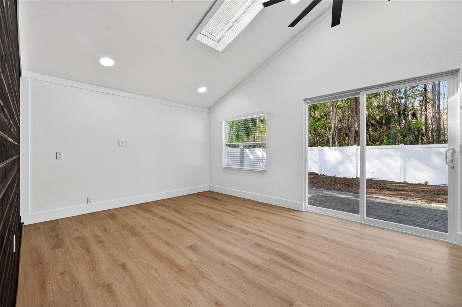 SIERRA PINES UNREC - Residential