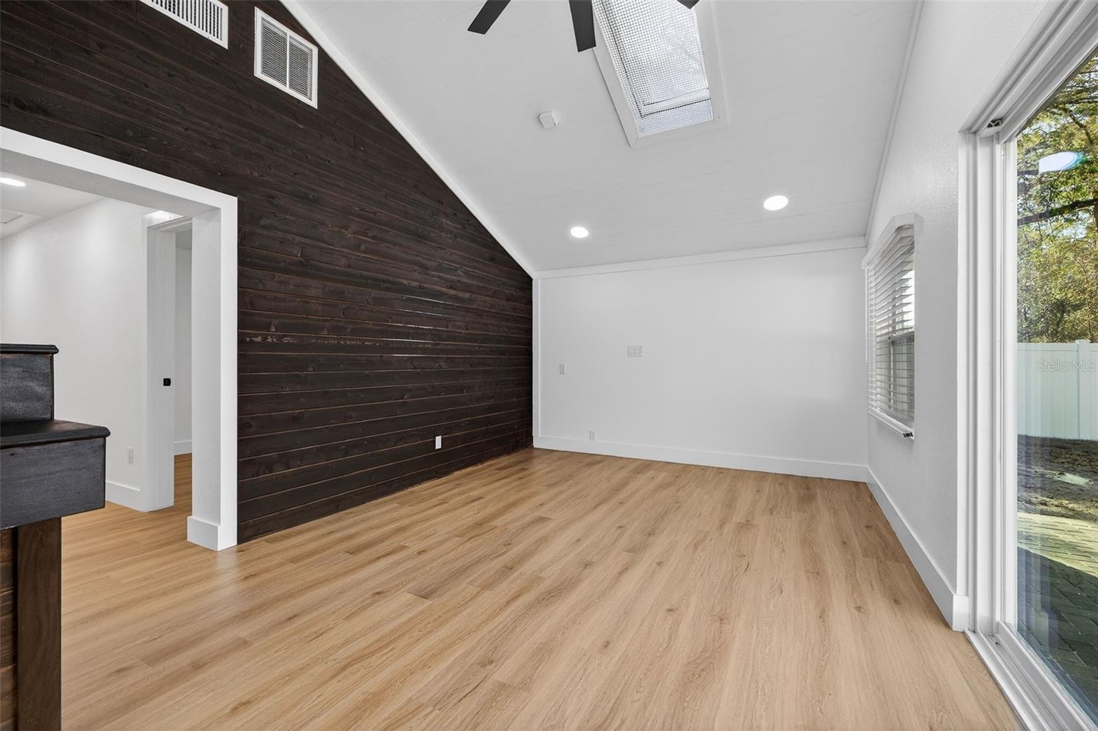 SIERRA PINES UNREC - Residential