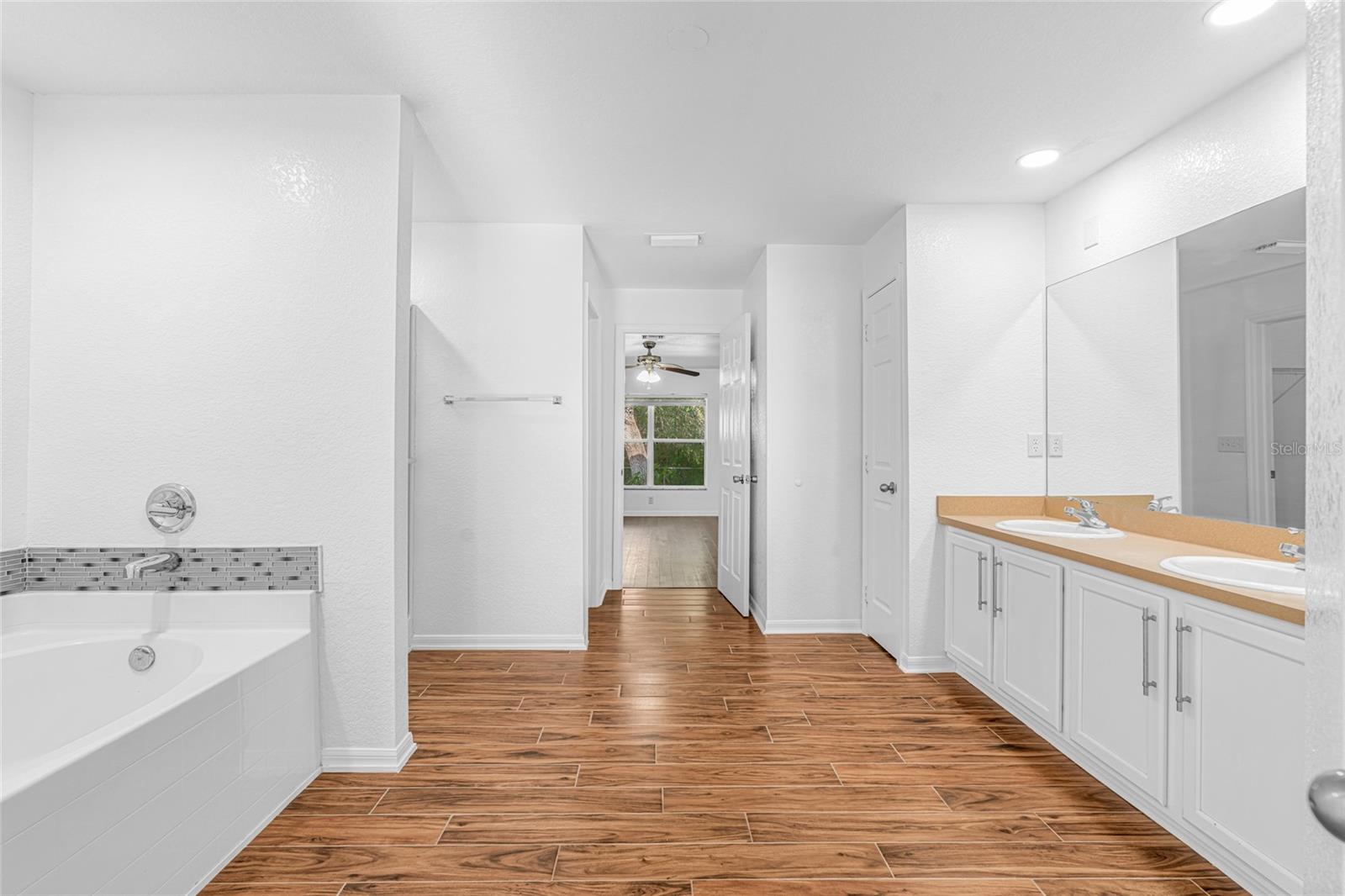 GREENBRIAR - Residential