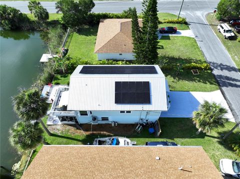 A home in HERNANDO BEACH