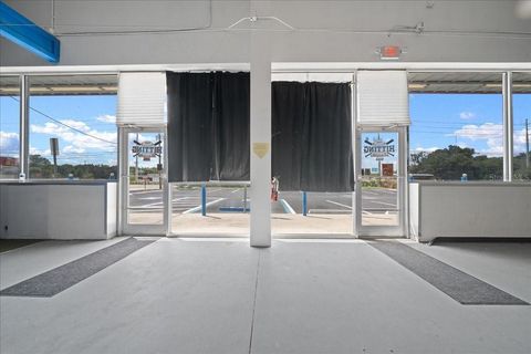 Tiny photo for 2401 SE 58th Avenue, Ocala, FL 34480 (MLS # OM709925)