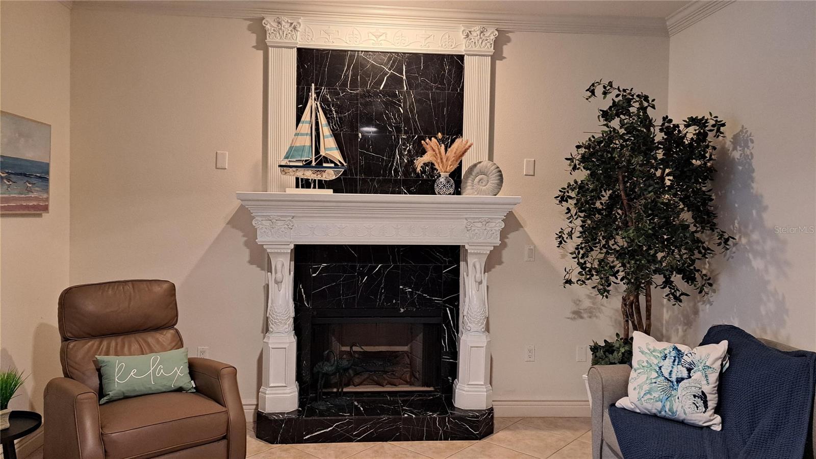 BURTON LANE - Residential