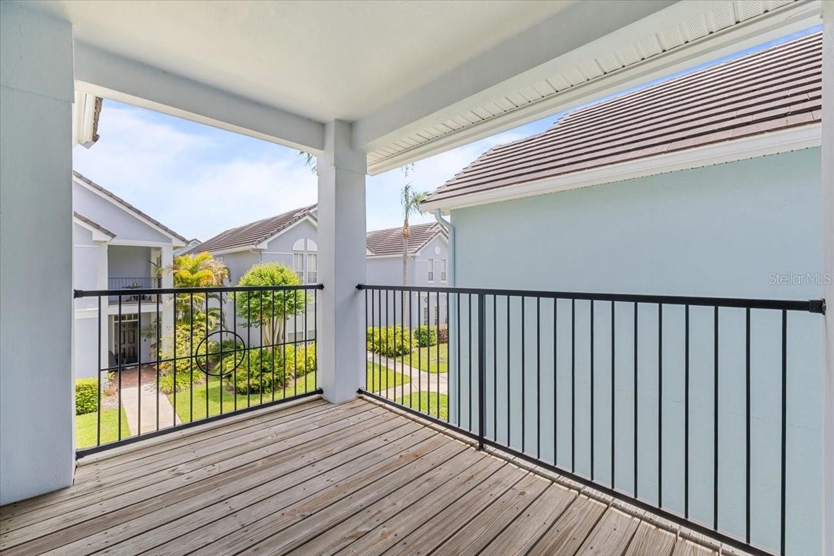 THE VILLAS AT CARROLLWOOD CONDO - Residential