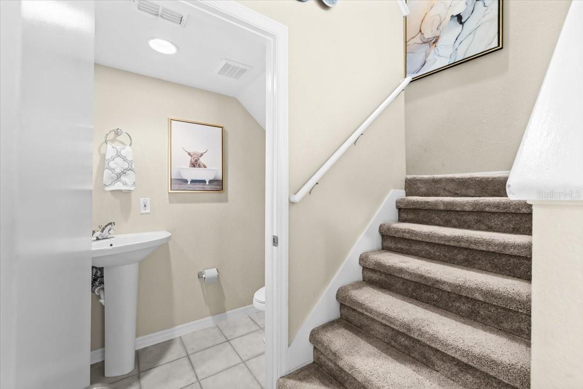 THE VILLAS AT CARROLLWOOD CONDO - Residential