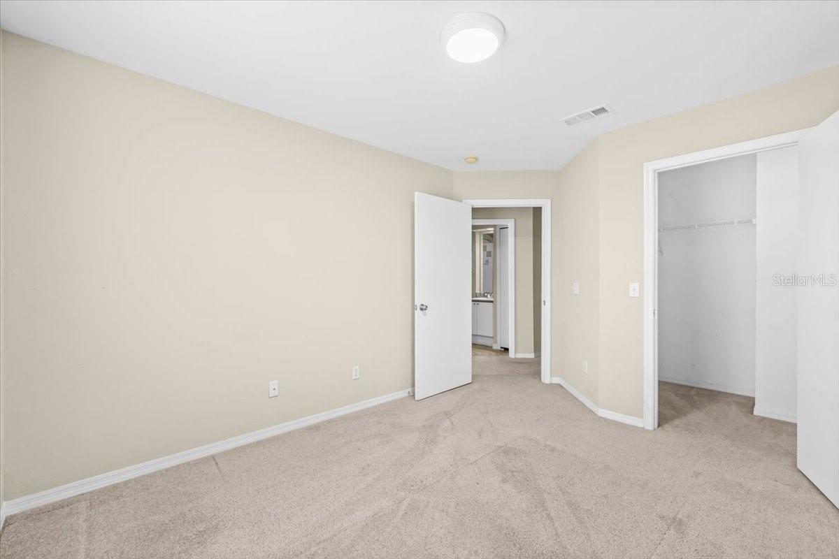 THE VILLAS AT CARROLLWOOD CONDO - Residential