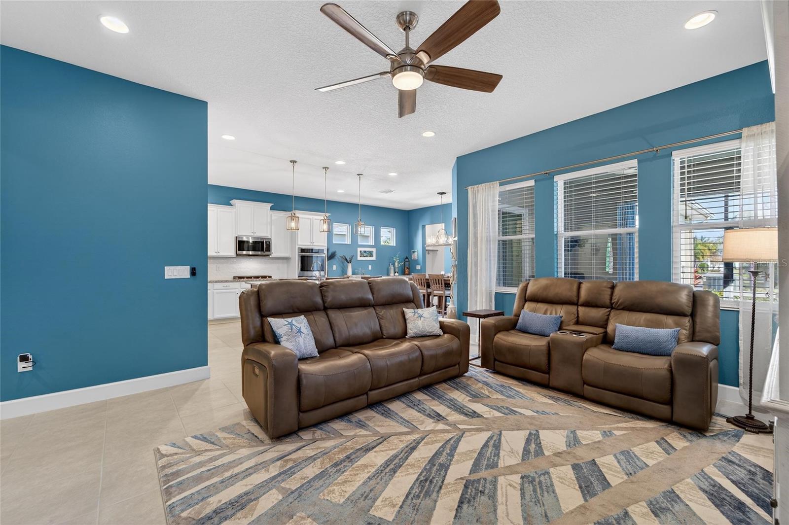 MIRABAY PARCELS 21 & 23 - Residential