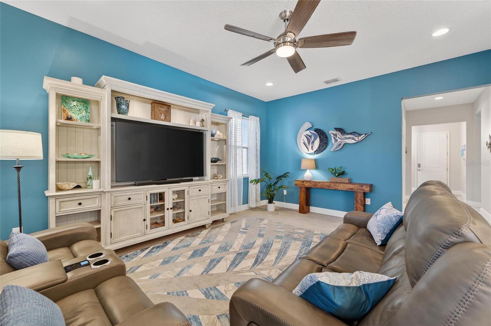 MIRABAY PARCELS 21 & 23 - Residential