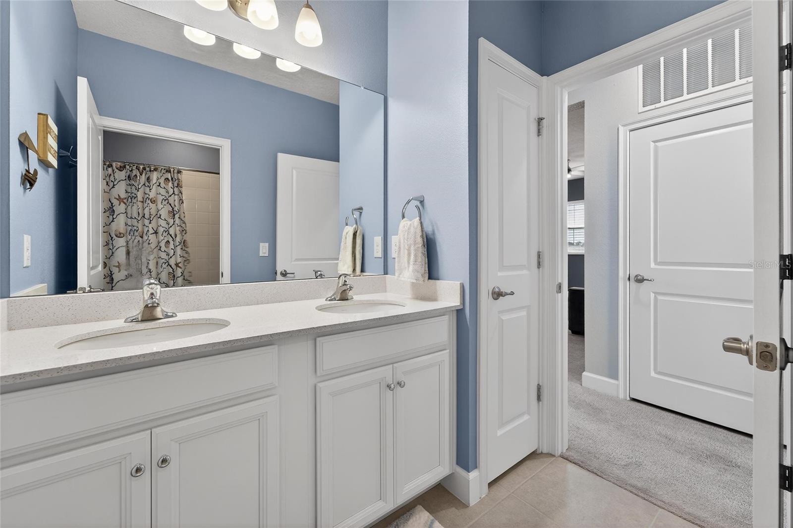 MIRABAY PARCELS 21 & 23 - Residential